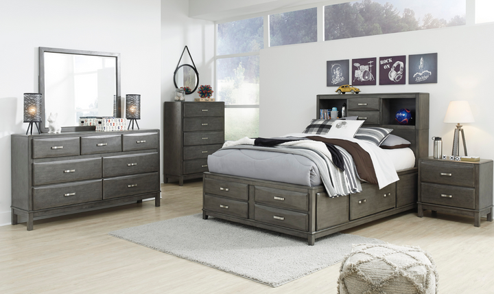 Modern Heritage Caitbrook 7-Drawer Dresser in Gray