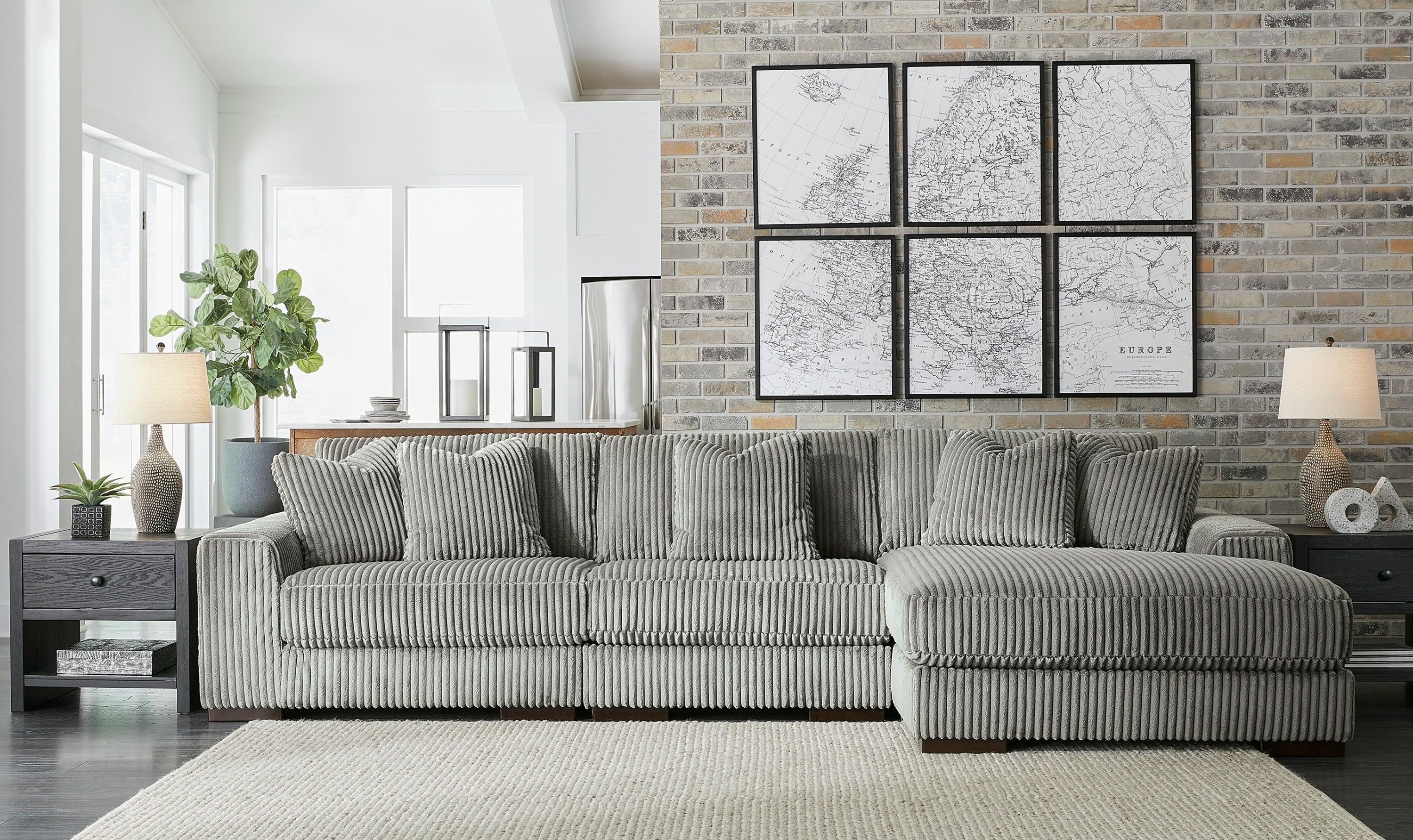 Modern Heritage Lindyn 3-Piece Fabric Sectional with Chaise (RAF/LAF)-Jennifer furniture
