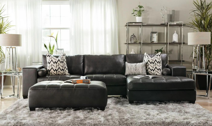 Nokomis 2-Piece Sectional with Chaise