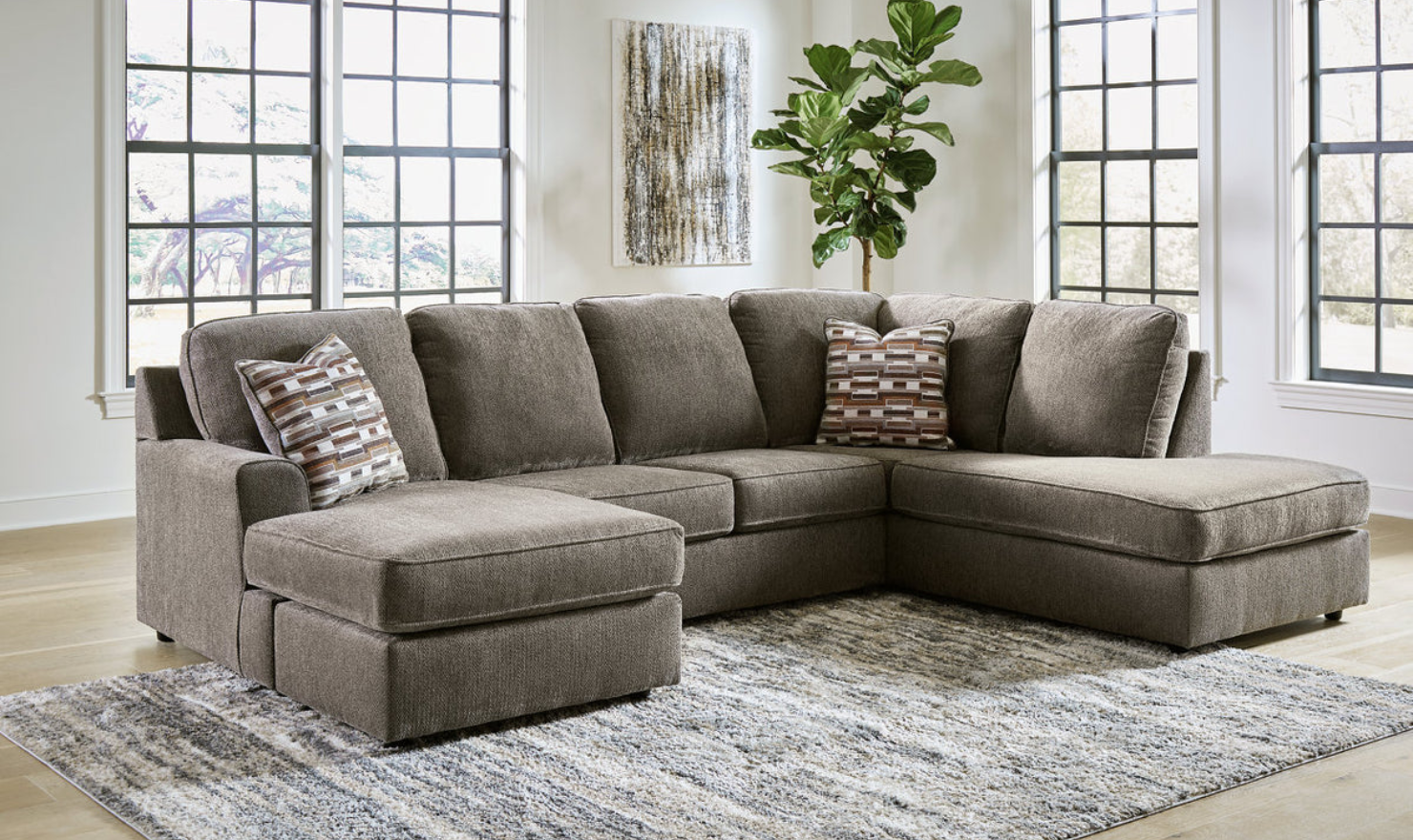 O'Phannon U-Shape 2-Piece Sectional with Chaise- jennifer furniture