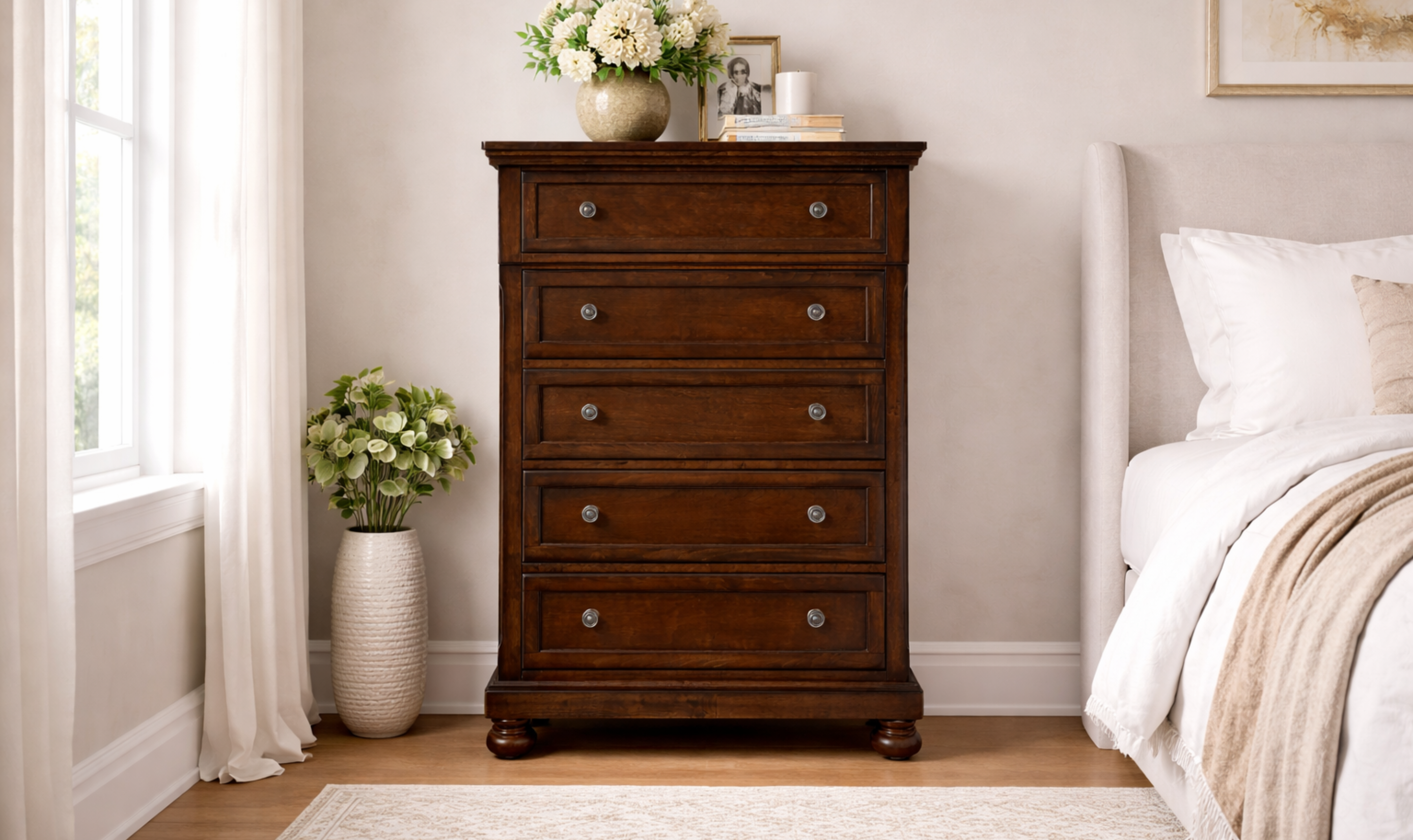Modern Heritage Robbinsdale 5 Drawers Wooden Chest