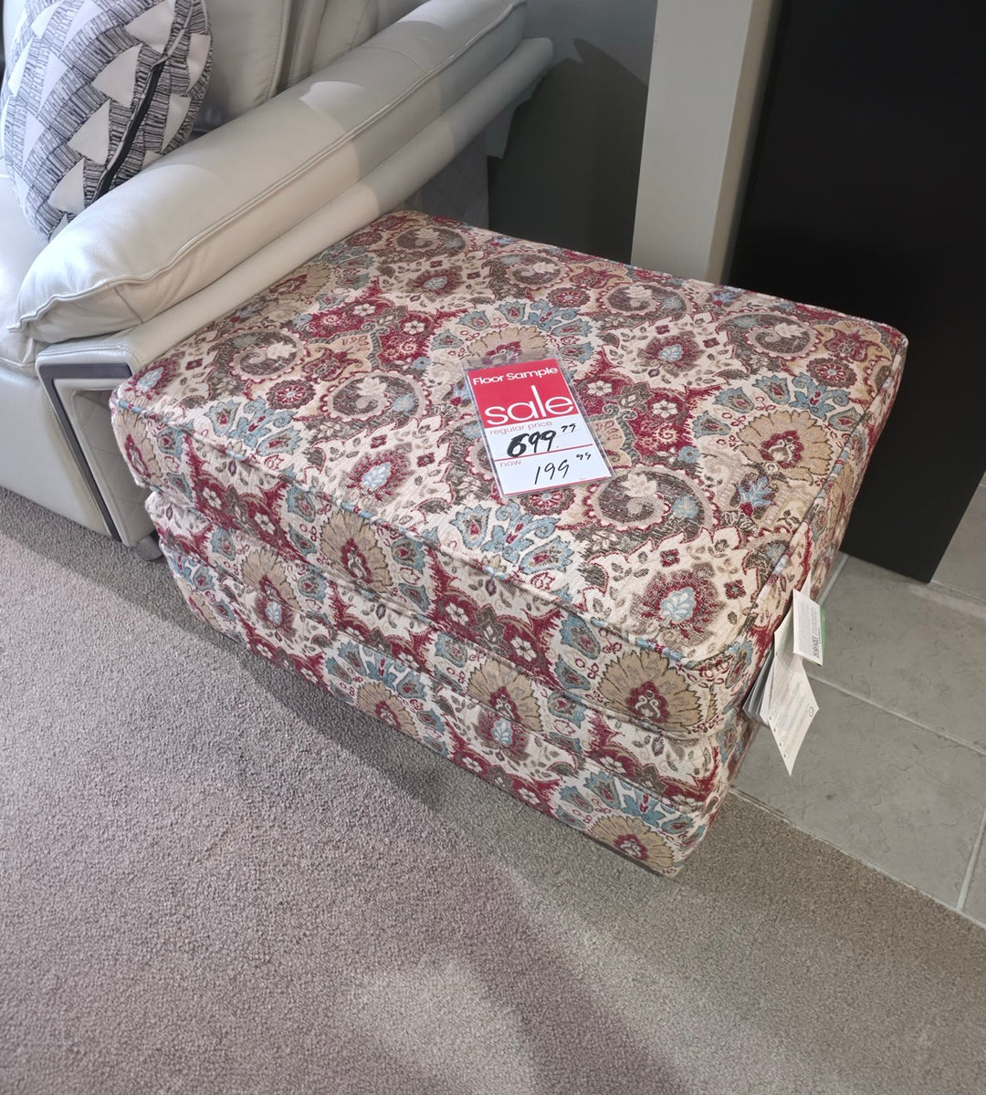 Craftmaster Accent Ottoman