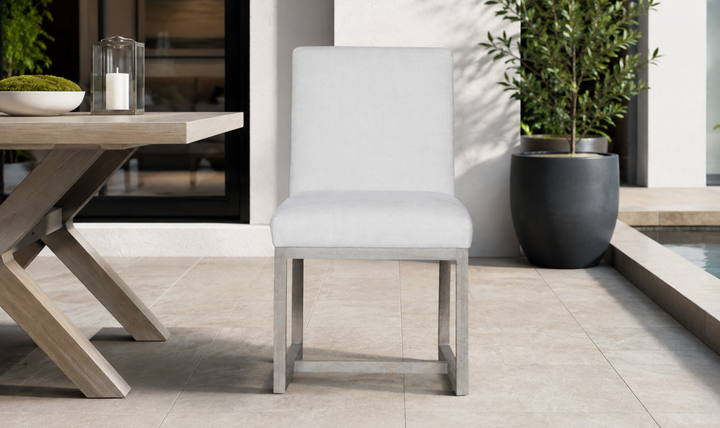 Universal Furniture Carter Side Chair with Plush Upholstered Seat (Wood/Fabric)