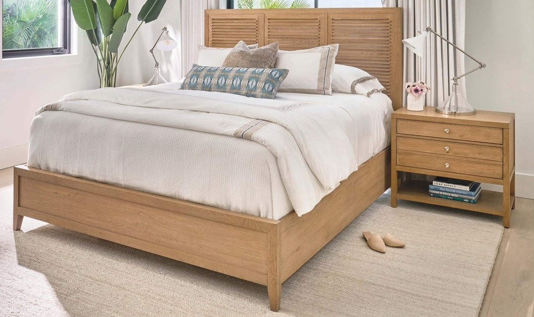 Universal Furniture Weekender Panel Bed (King / Queen Size)-Jennifer Furniture 