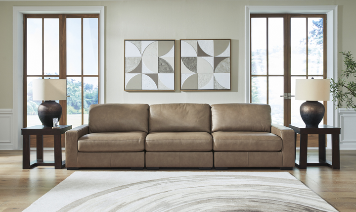 Modern Heritage Veronella 3-Piece Sectional Sofa - Jennifer Furniture