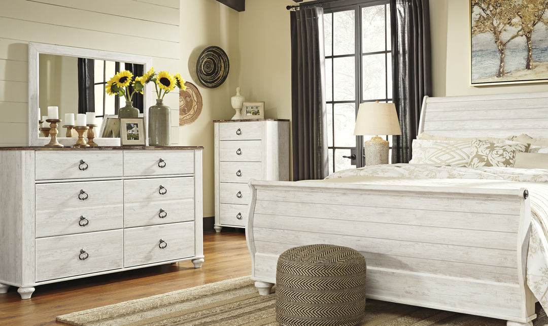 Modern Heritage Willowton Dresser and Mirror - Jennifer Furniture