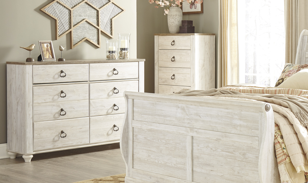 Modern Heritage Willowton Dresser and Mirror - Jennifer Furniture