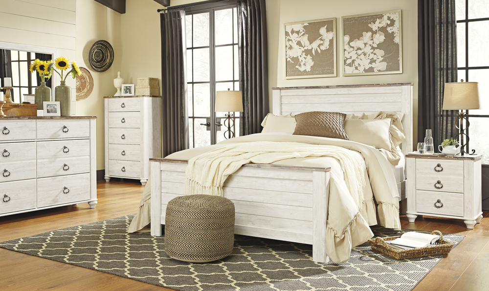 Modern Heritage Willowton Queen Panel Bed - Jennifer Furniture