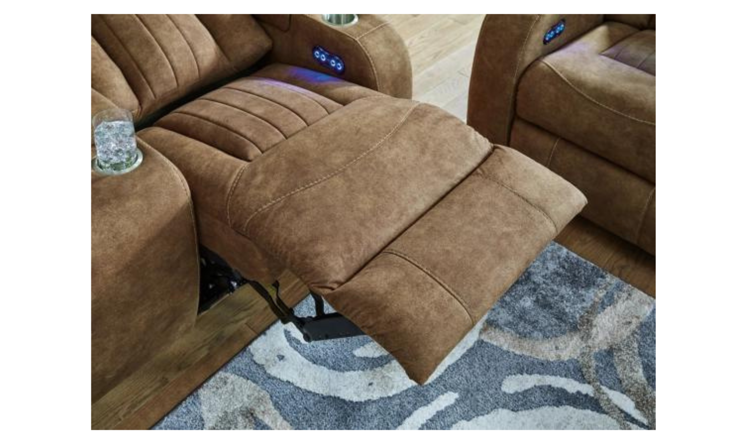 Wolfridge Leather Power Reclining Living Rom Set With Storage Console (2/3 Pieces)