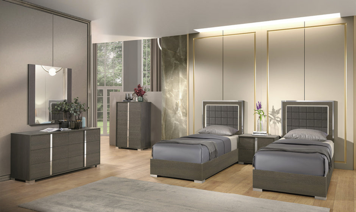 Jennifer Italia Alice Rectangular Bedroom Set