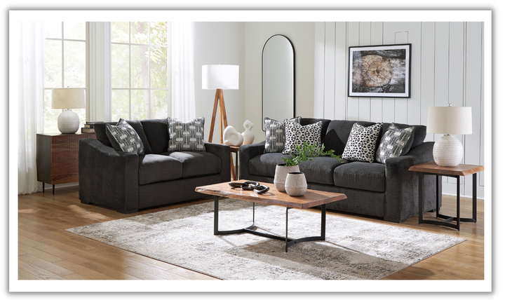 Wryenlynn Living Room Set With Accent pillows