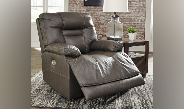 Wurstrow Power Reclining Chair in Leather