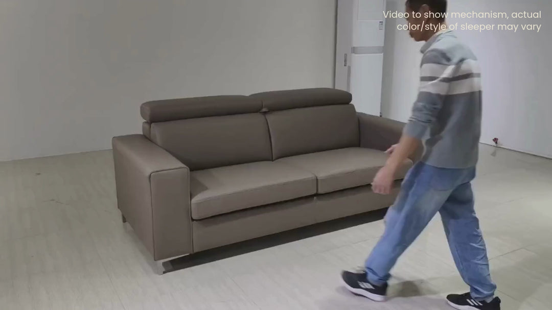 Klaussner Dormio Queen-Sized Leather Sleeper Sofa