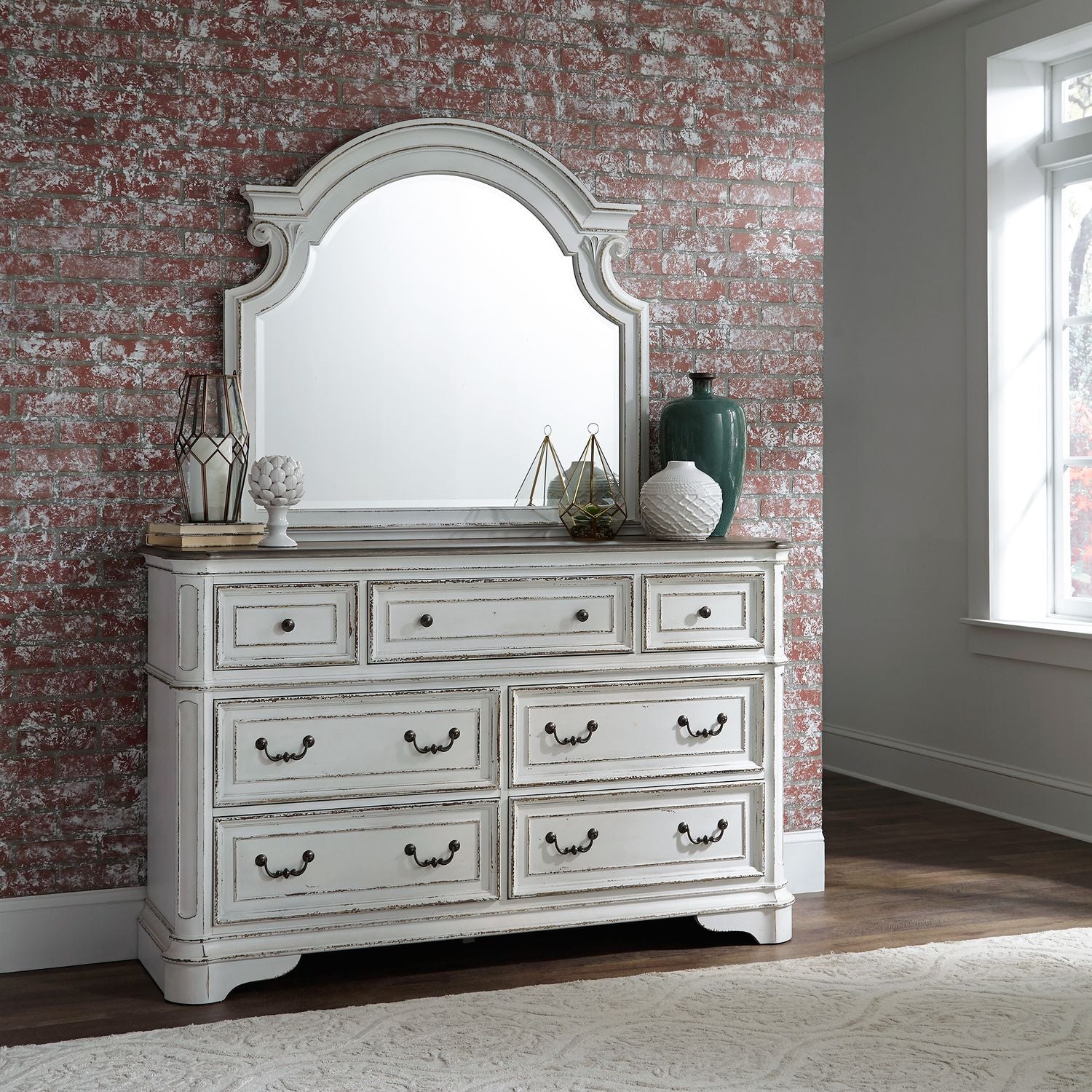 Magnolia Manor Dresser-Dressers-Jennifer Furniture