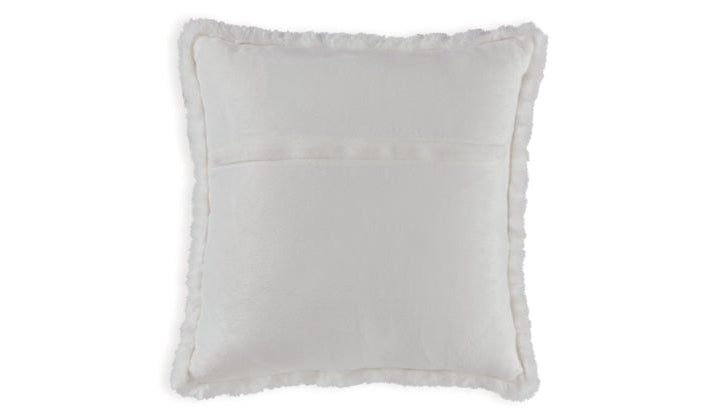 Gariland Pillow