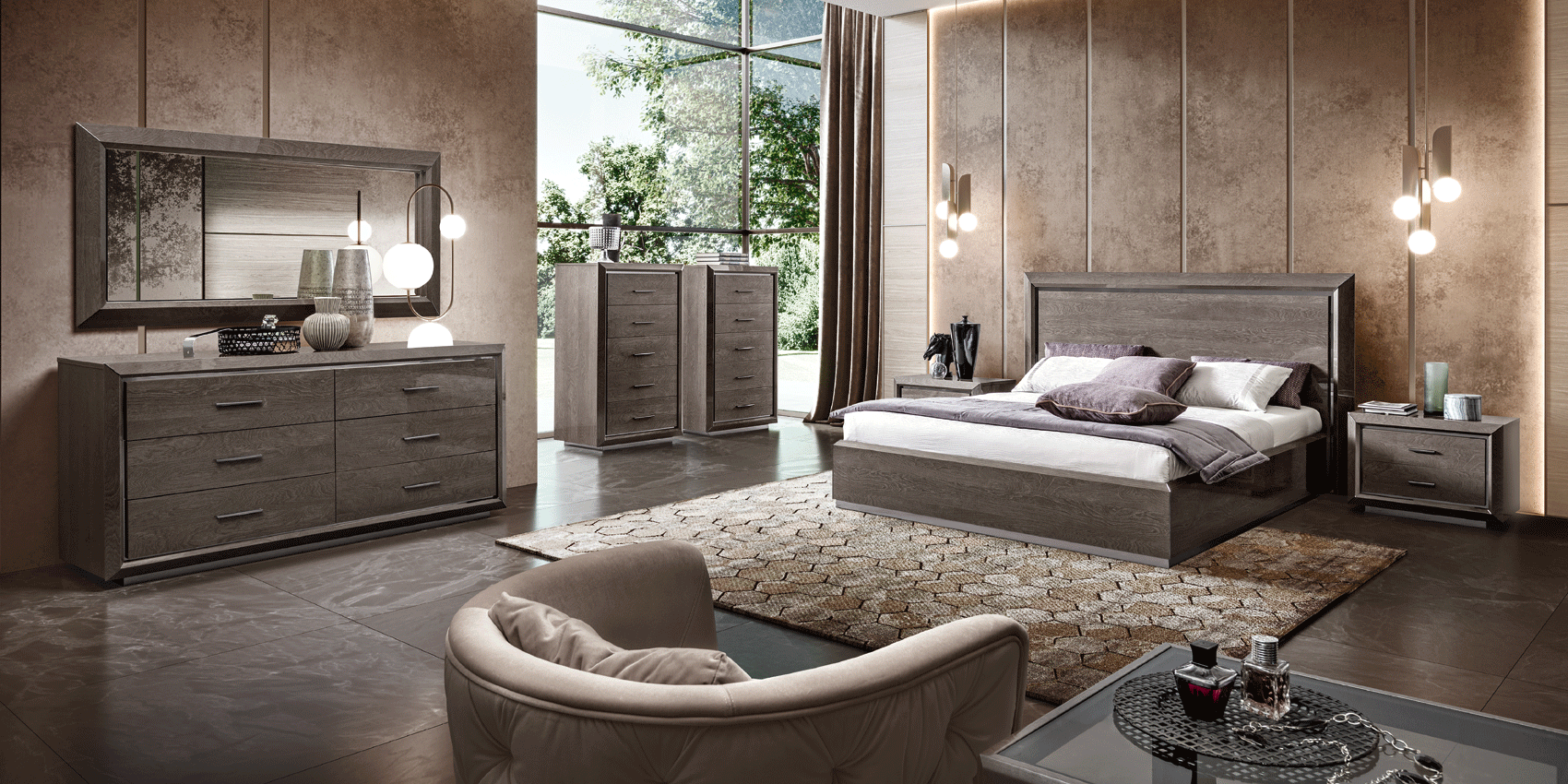 ESF Italia Platinum Legno Bed in High Gloss Lacquer Finish (King/ Queen Size)