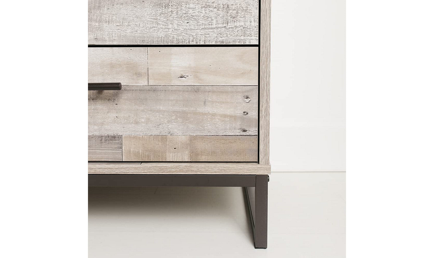 Modern Heritage Neilsville 6 Drawer Wooden Dresser in Brown