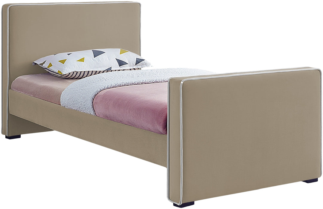 Dillard Bed-Beds-Jennifer Furniture