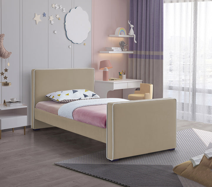 Dillard Bed-Beds-Jennifer Furniture