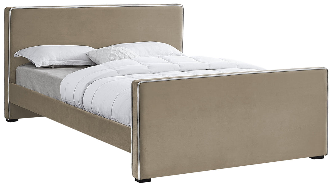 Dillard Bed-Beds-Jennifer Furniture