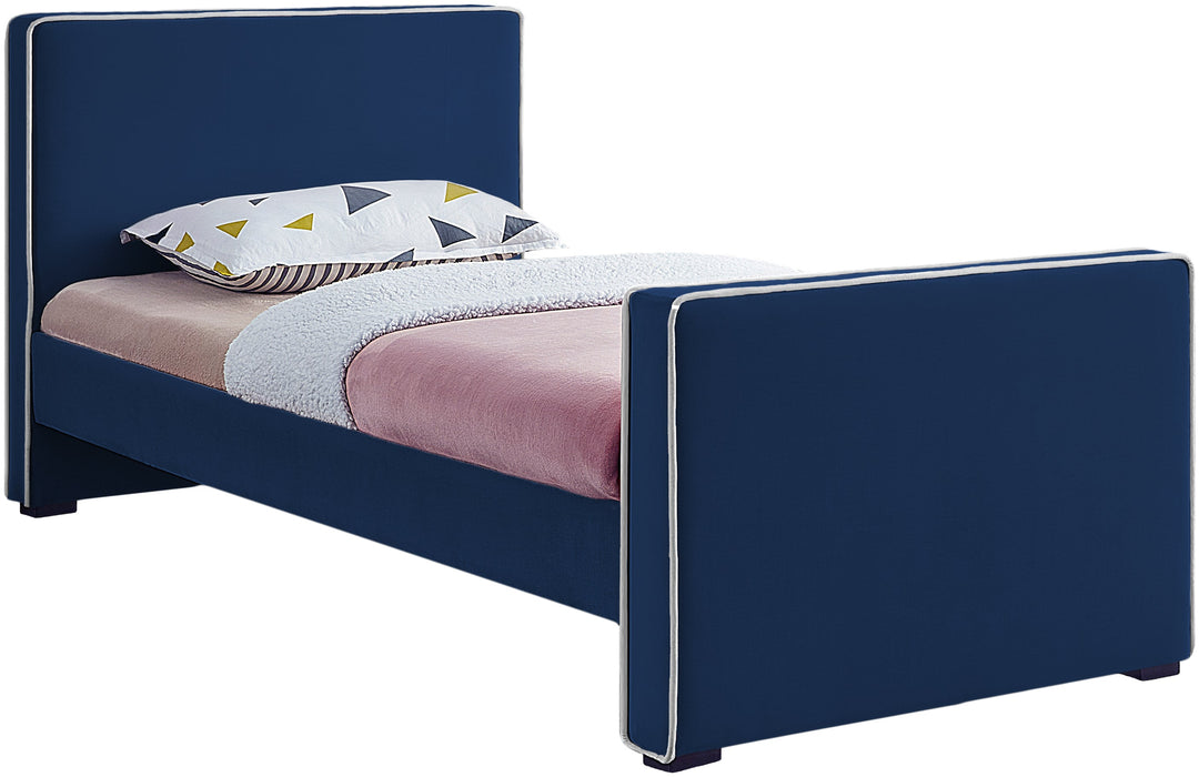 Dillard Bed-Beds-Jennifer Furniture