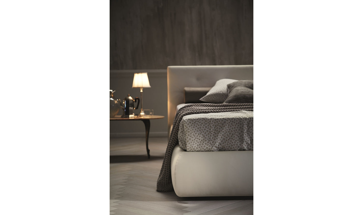 Gap Storage Bed-Beds-Jennifer Furniture