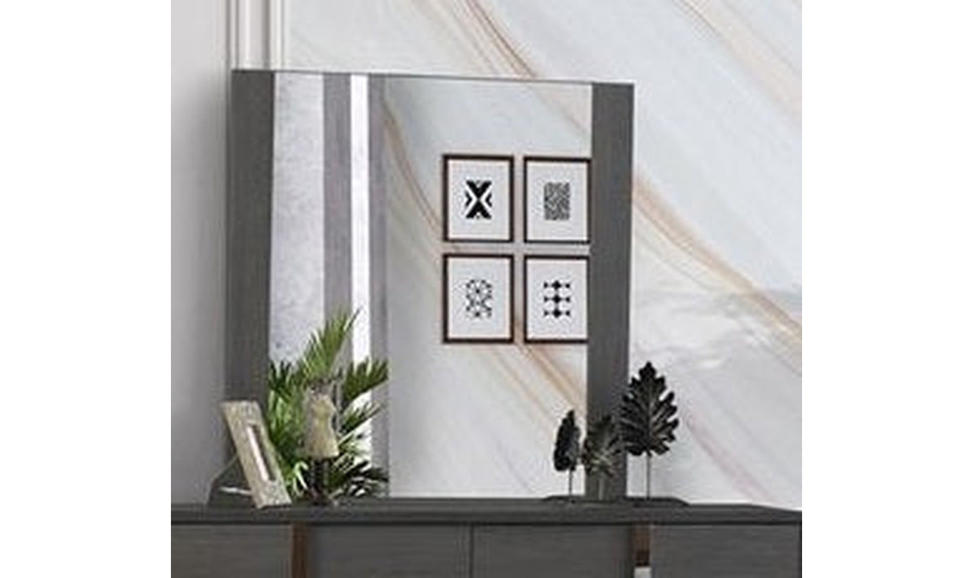 Giulia Mirror-Mirrors-Jennifer Furniture