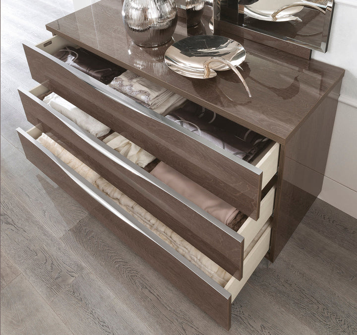 Platinum Dresser-Dressers-Jennifer Furniture
