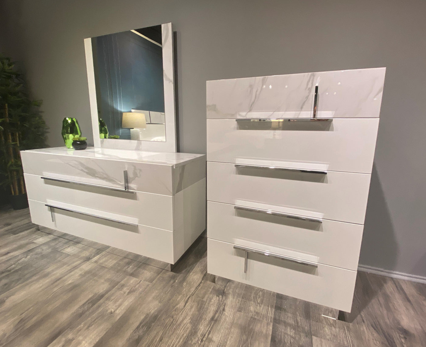 Sunset Dresser-Dressers-Jennifer Furniture