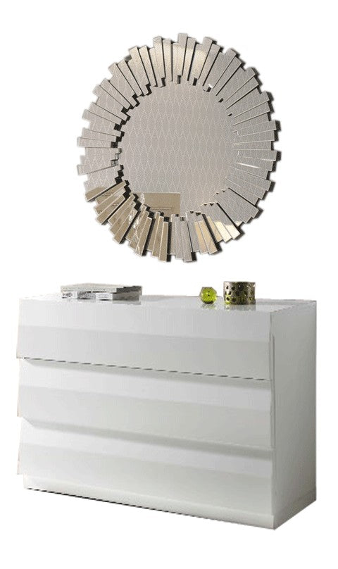 cute dresser sets Pretty Vintage Mid Century Dresser Credenza, Vintage Dresser, White Dresser, Scandinavian Style, Boho Style, Dresser Nj Nyc